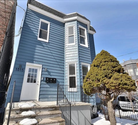 Homes For Rent - 1515 Kerrigan Ave #2<br/> Union City, NJ 07087