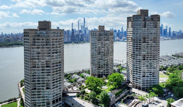 7002 BLVD E 5E, WEST NEW YORK, NJ 07093 - Image 0916b58bb2ee3e23943e0299fa7c40ba/601232860