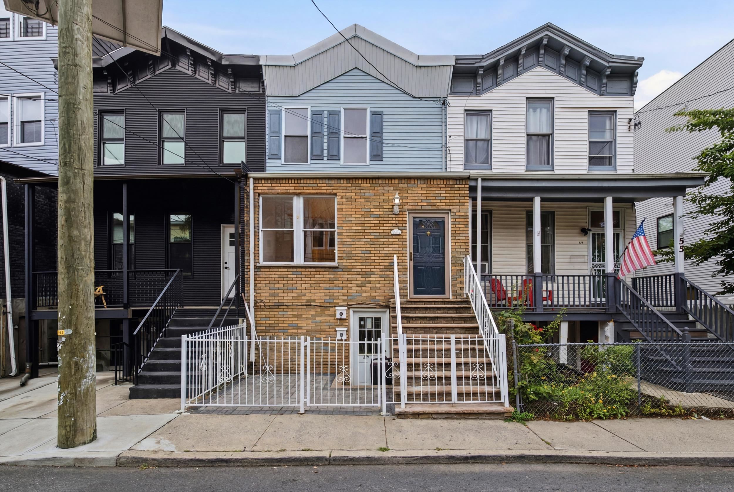 Photo 1 of 26 — 53 1/2 JEWETT AVE, Jersey City, NJ 07304