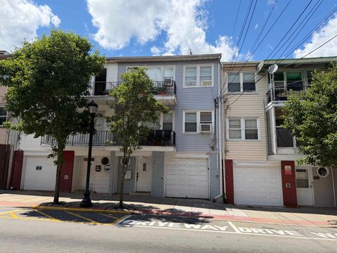 Apartment For Rent - 3515 New York Ave #2<br/> Union City, NJ 07087