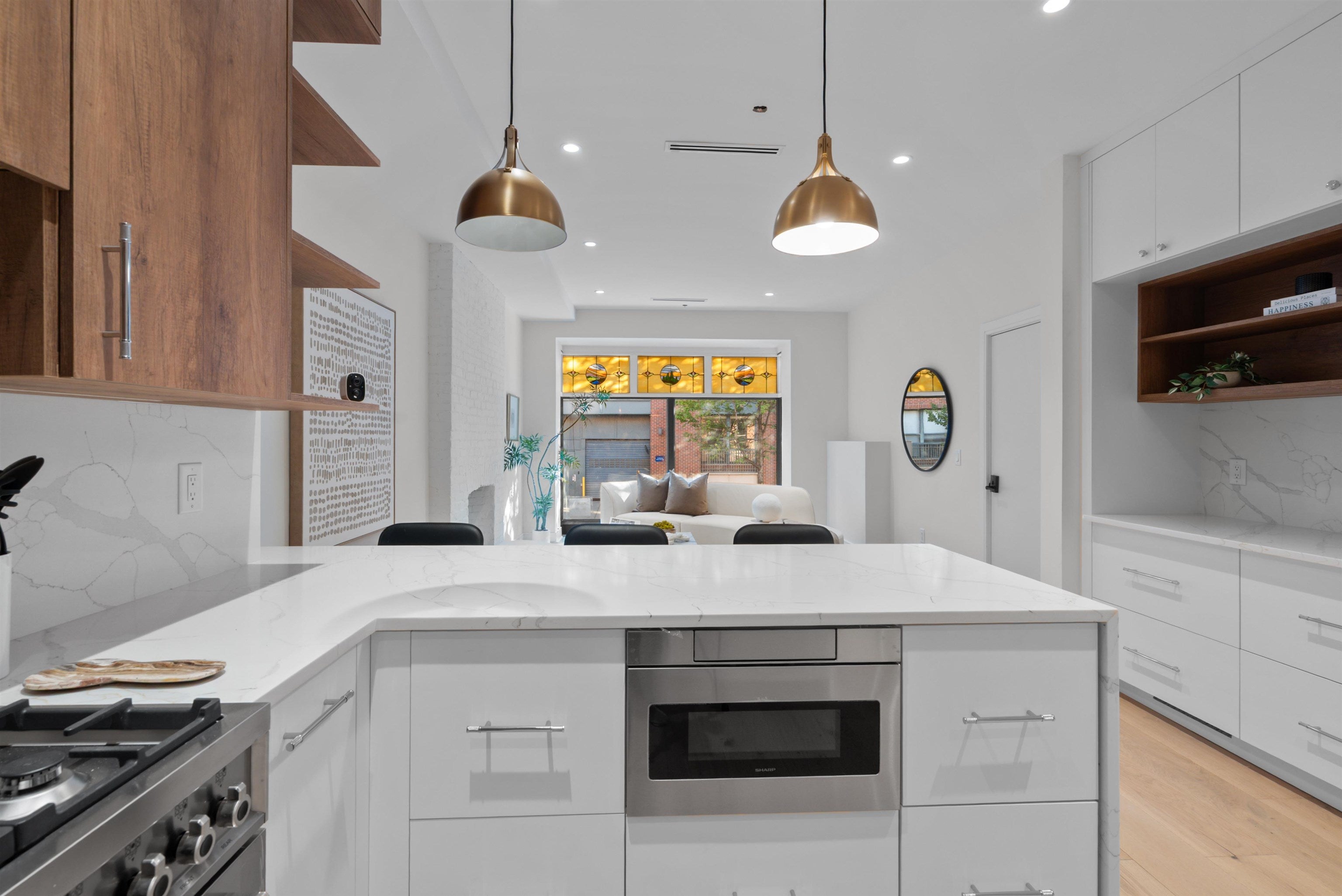 225 MONTGOMERY ST 1