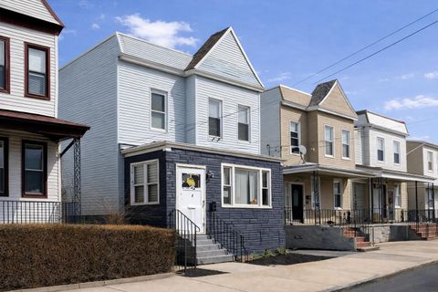 Multifamily For Sale - 138 Bayview Ave<br/> Jersey City, NJ 07305