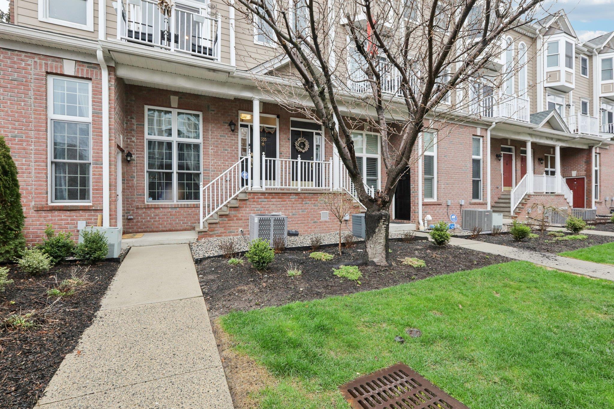 333 Oswego Ct #333, West New York, New Jersey image 43