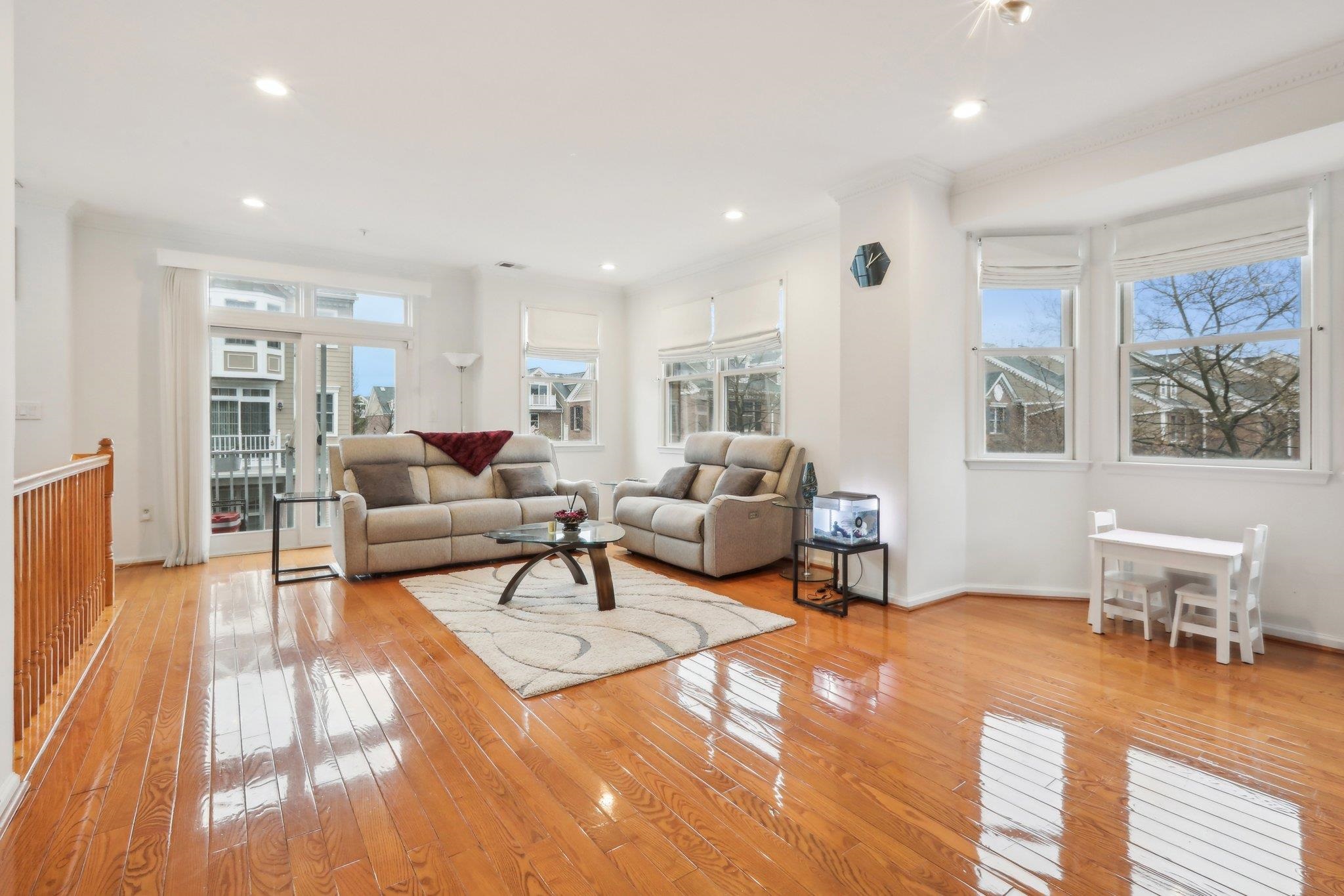 333 Oswego Ct #333, West New York, New Jersey image 8