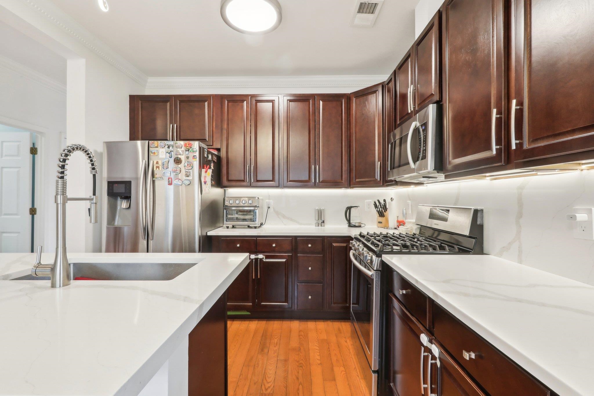 333 Oswego Ct #333, West New York, New Jersey image 12