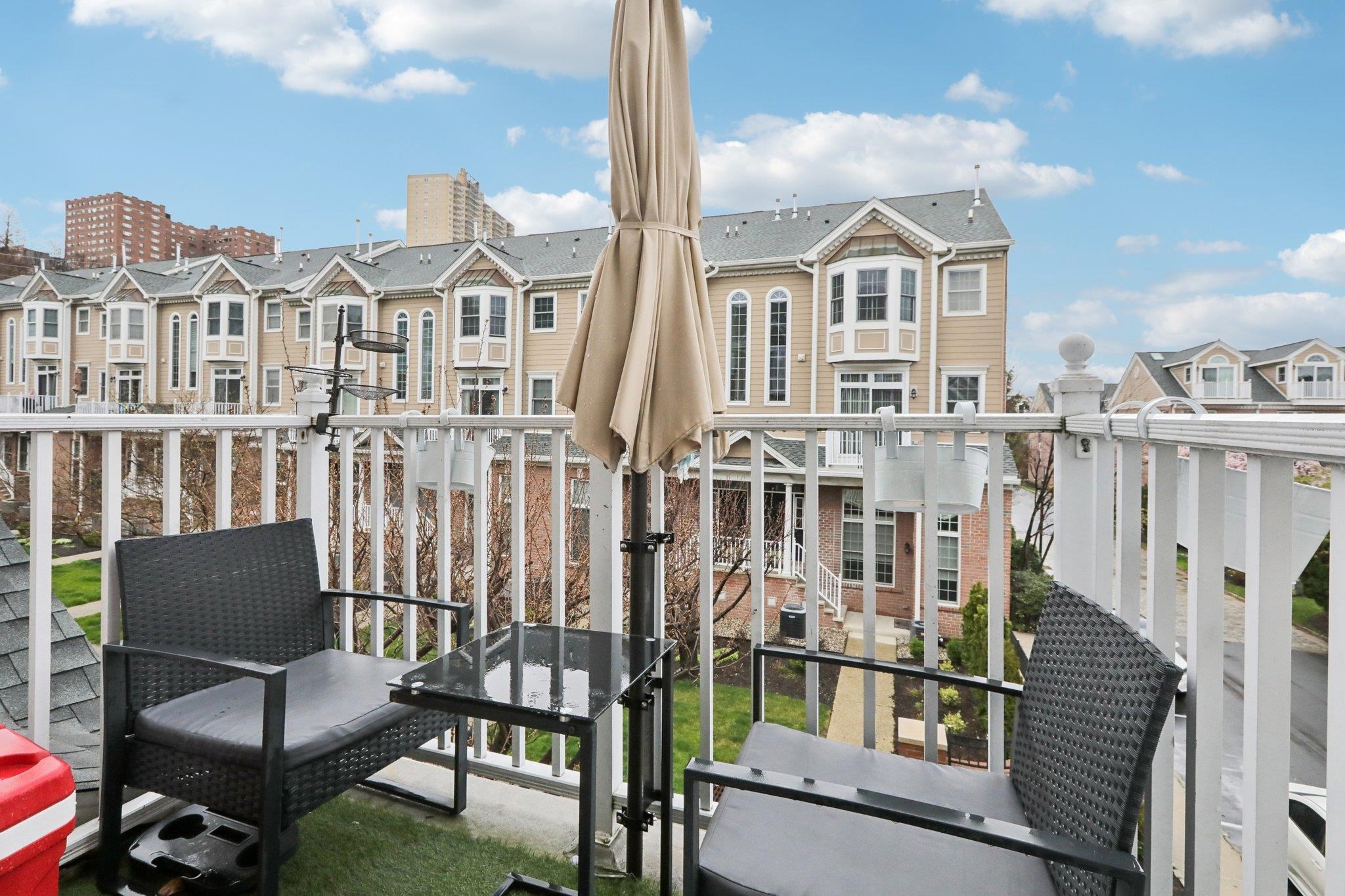 333 Oswego Ct #333, West New York, New Jersey image 10