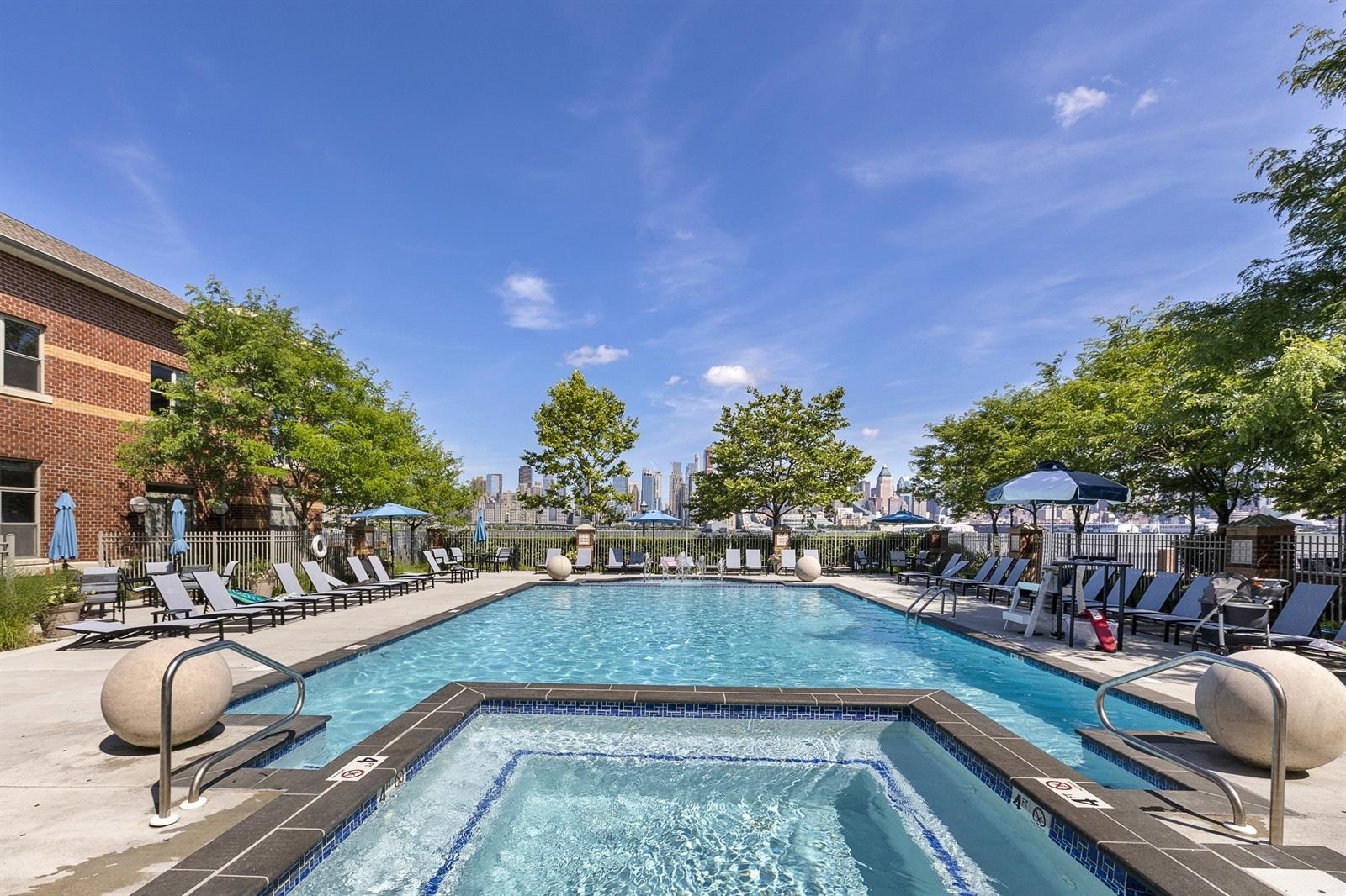 24 Avenue At Port Imperial #200, West New York, New Jersey image 27