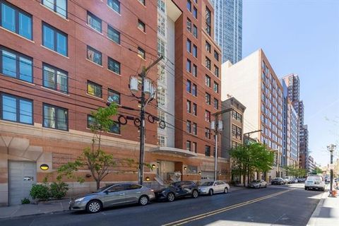 143 MORGAN ST 8A Jersey City NJ 07302