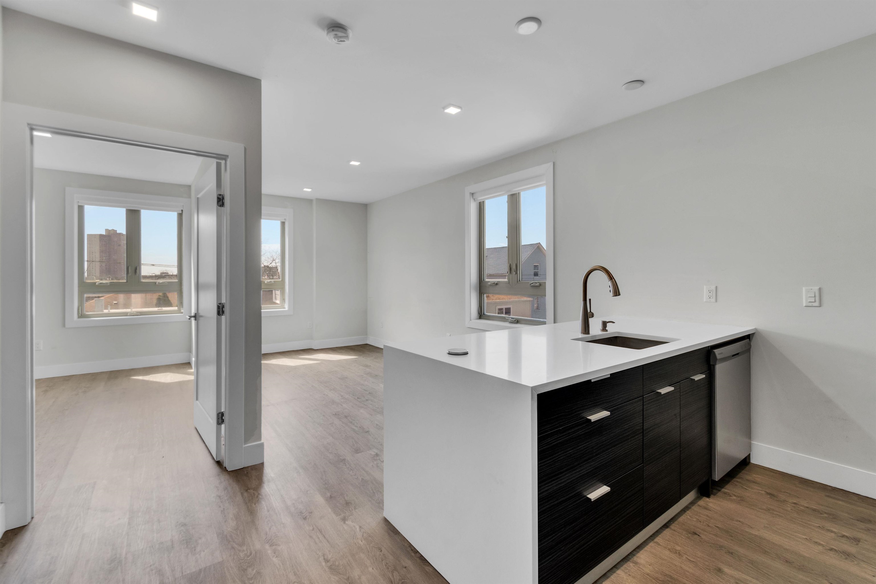 62 69th St #401, Guttenberg, New Jersey image 5
