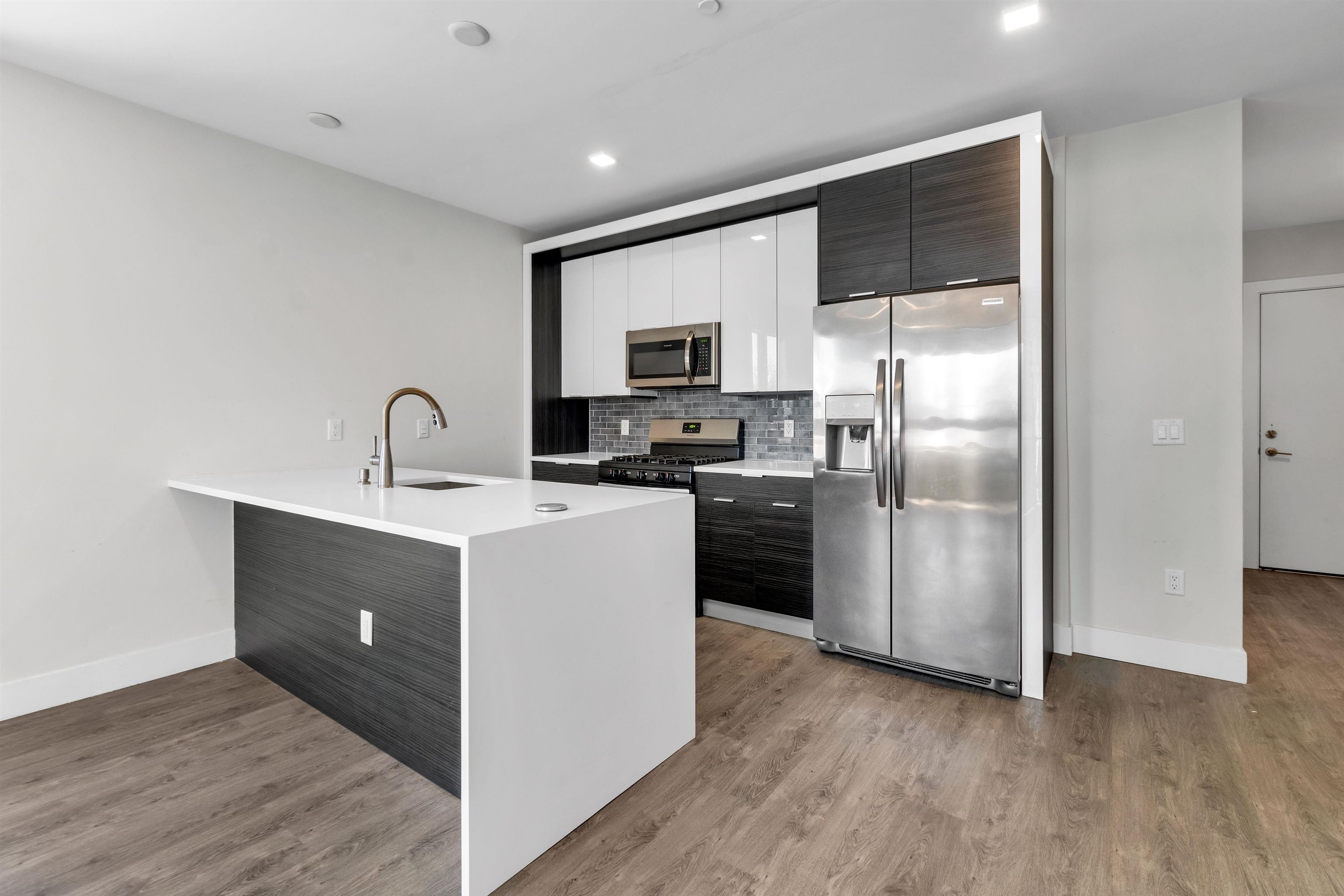 62 69th St #401, Guttenberg, New Jersey image 8