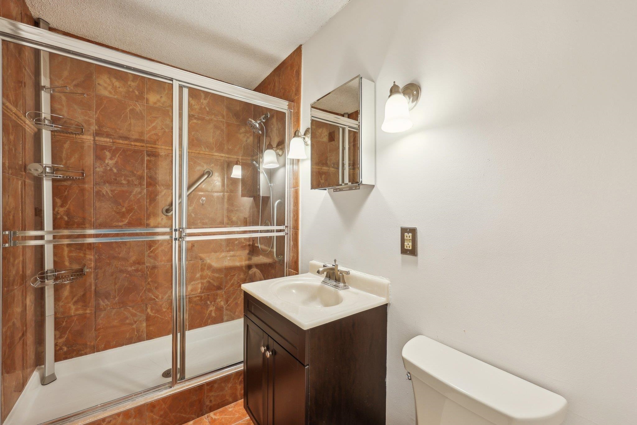 555 North Ave #11F, Fort Lee, New Jersey image 5