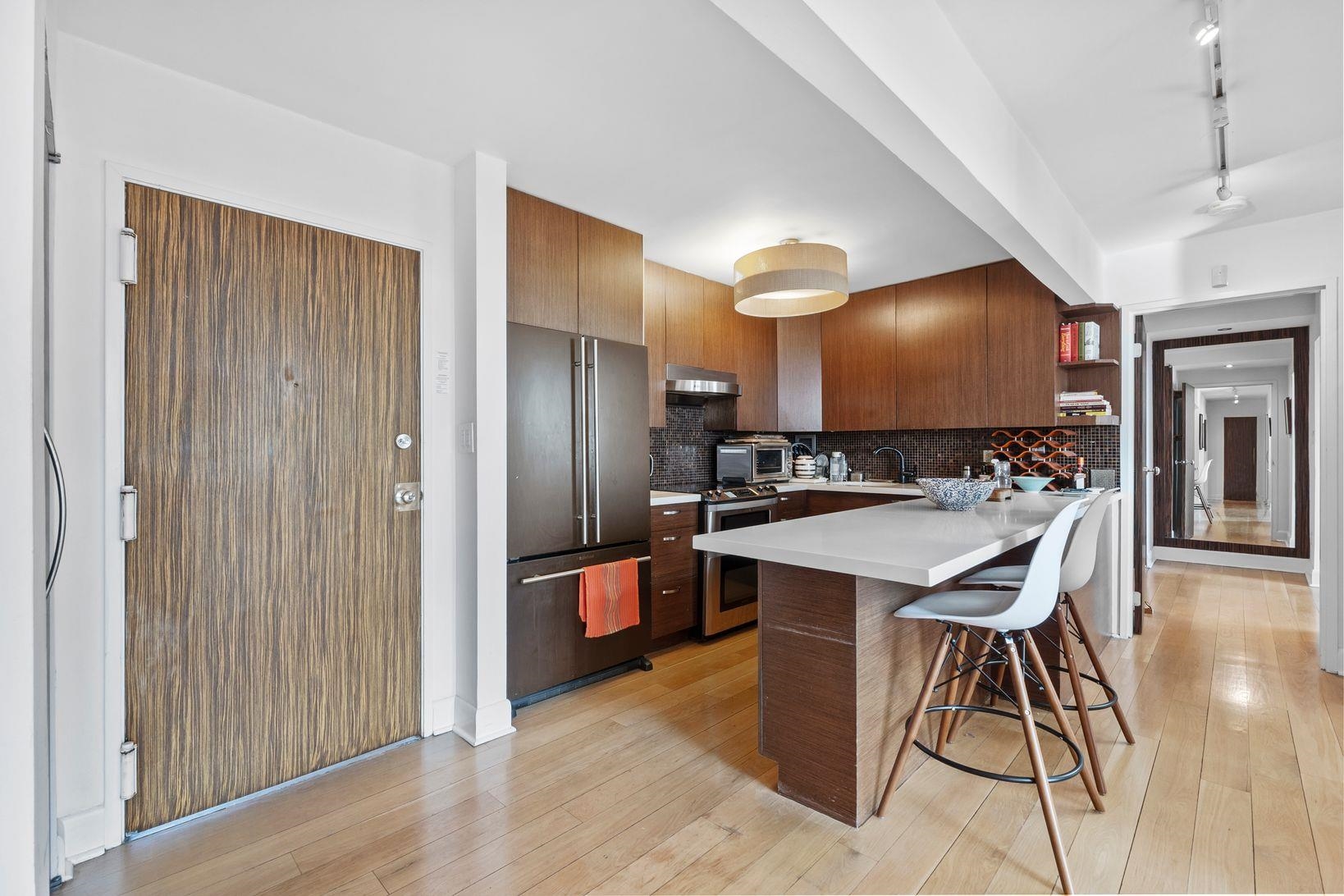 300 Newark St #8G, Hoboken, New Jersey image 3
