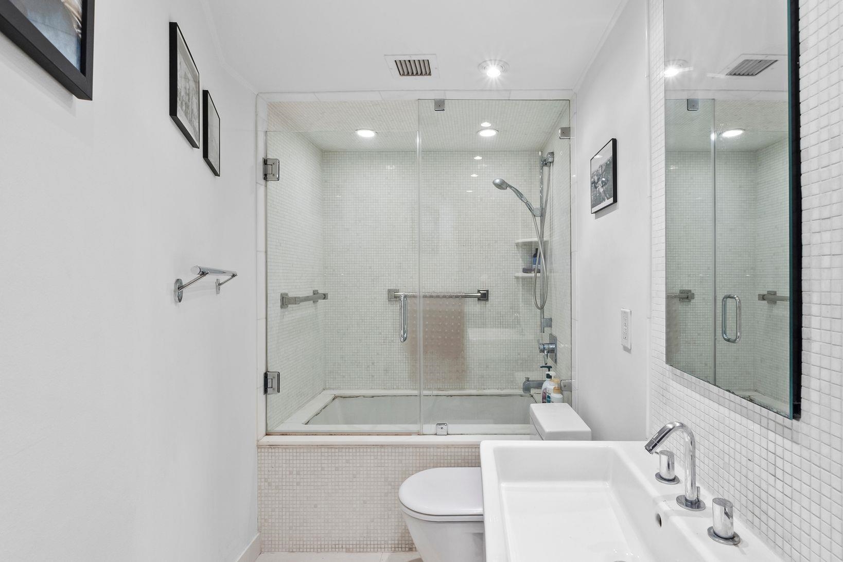 300 Newark St #8G, Hoboken, New Jersey image 21