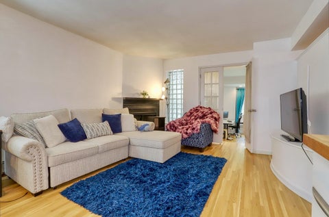 Condo For Sale - 82 Bloomfield St #1B<br/> Hoboken, NJ 07030