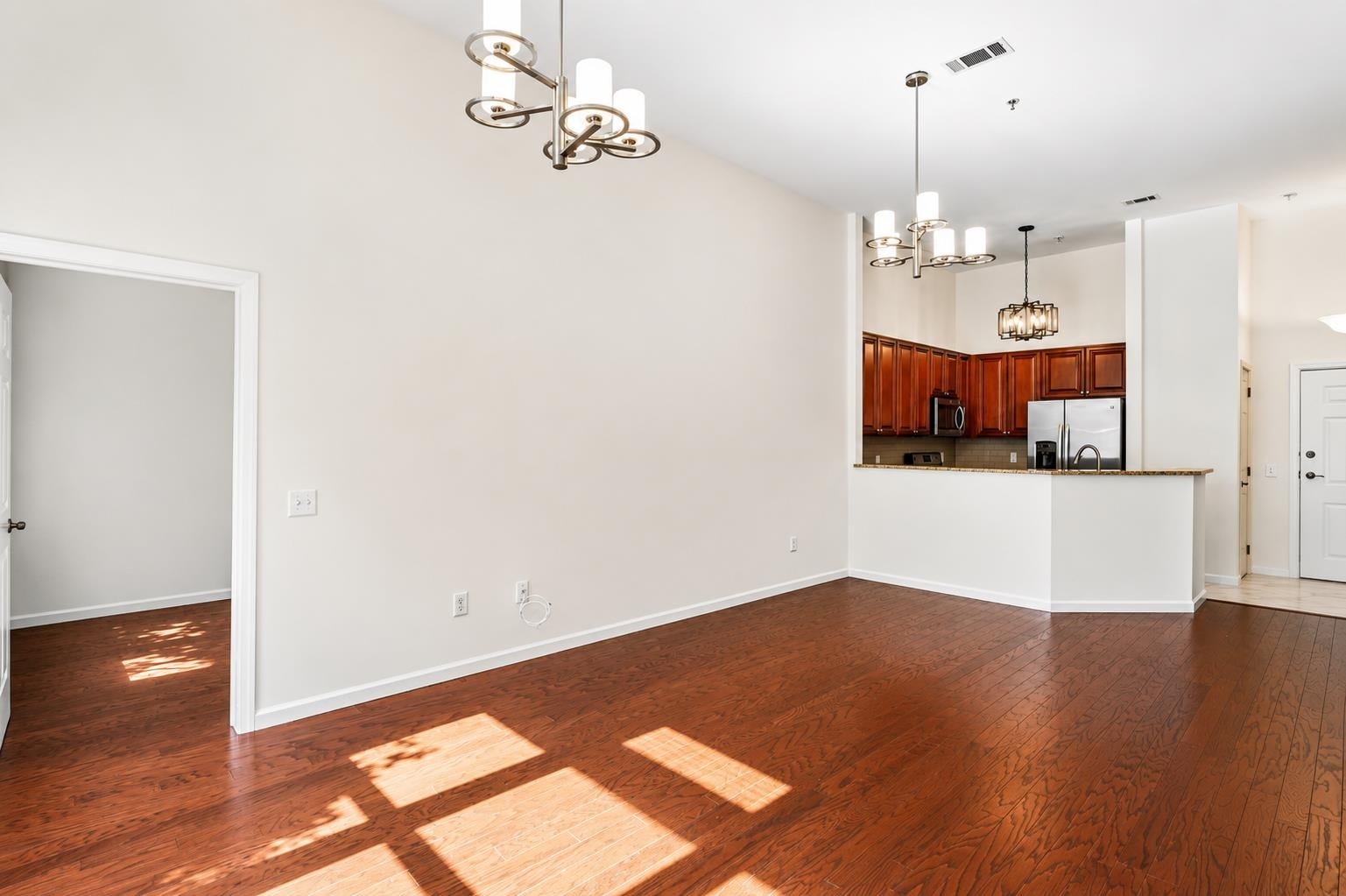 Search Homes 3 15 WARREN ST 116