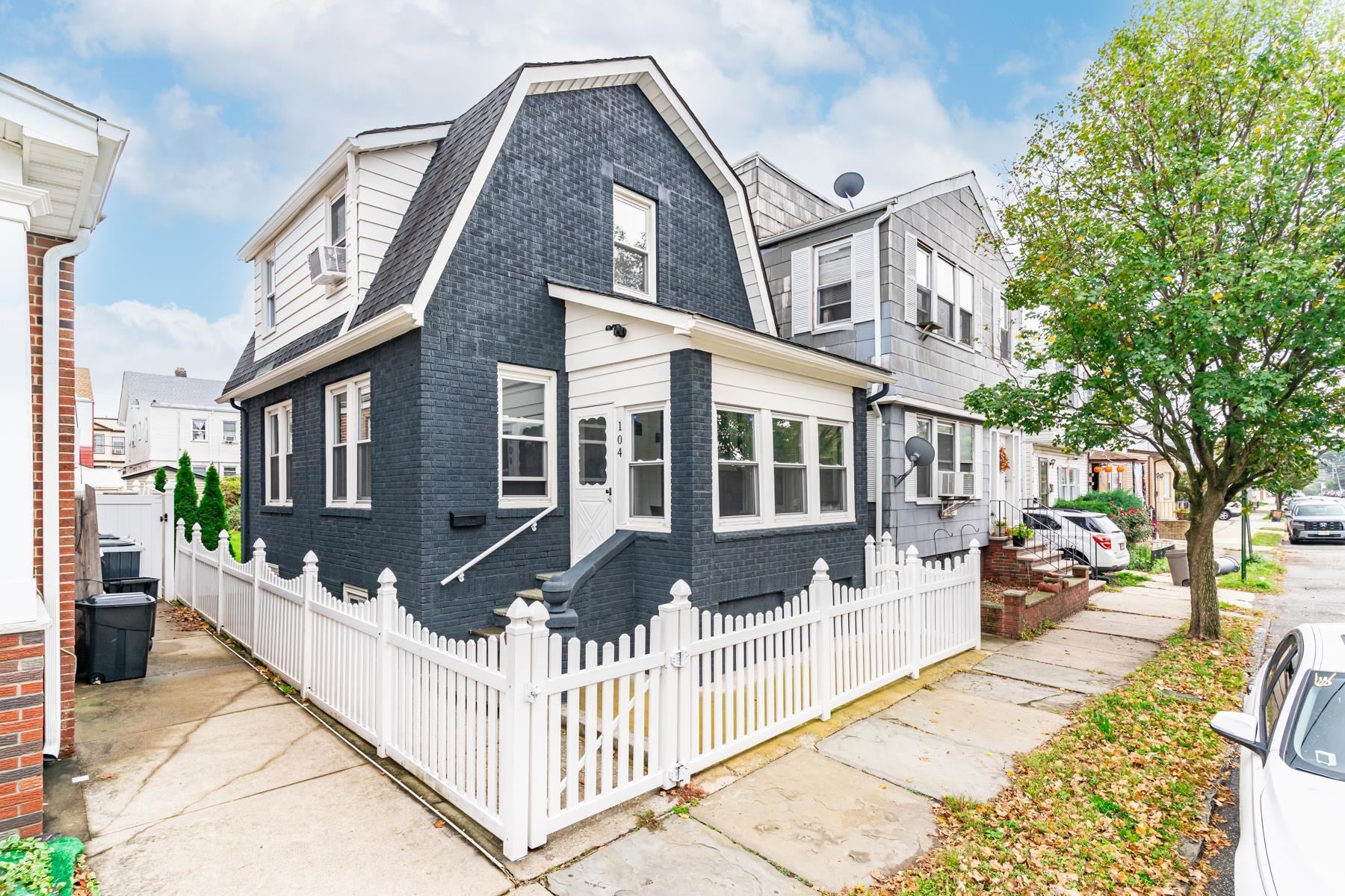 104 BRIGHTON AVE