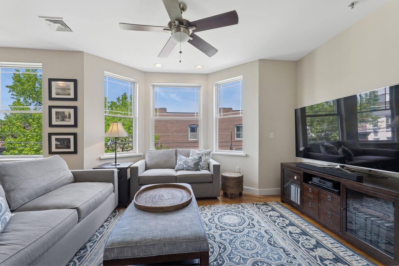 207 2nd St #4A, Hoboken, New Jersey image 4