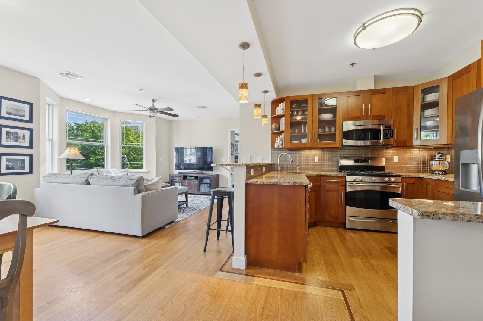 207 2nd St #4A, Hoboken, New Jersey image 5