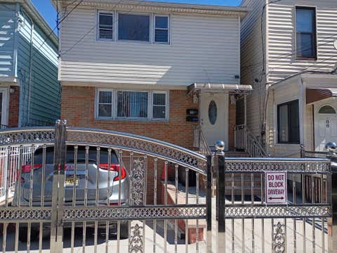 Apartment For Rent - 90 Roosevelt Ave #2<br/> Jersey City, NJ 07304