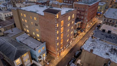 Condo For Sale - 413 9th St #303<br/> Union City, NJ 07087