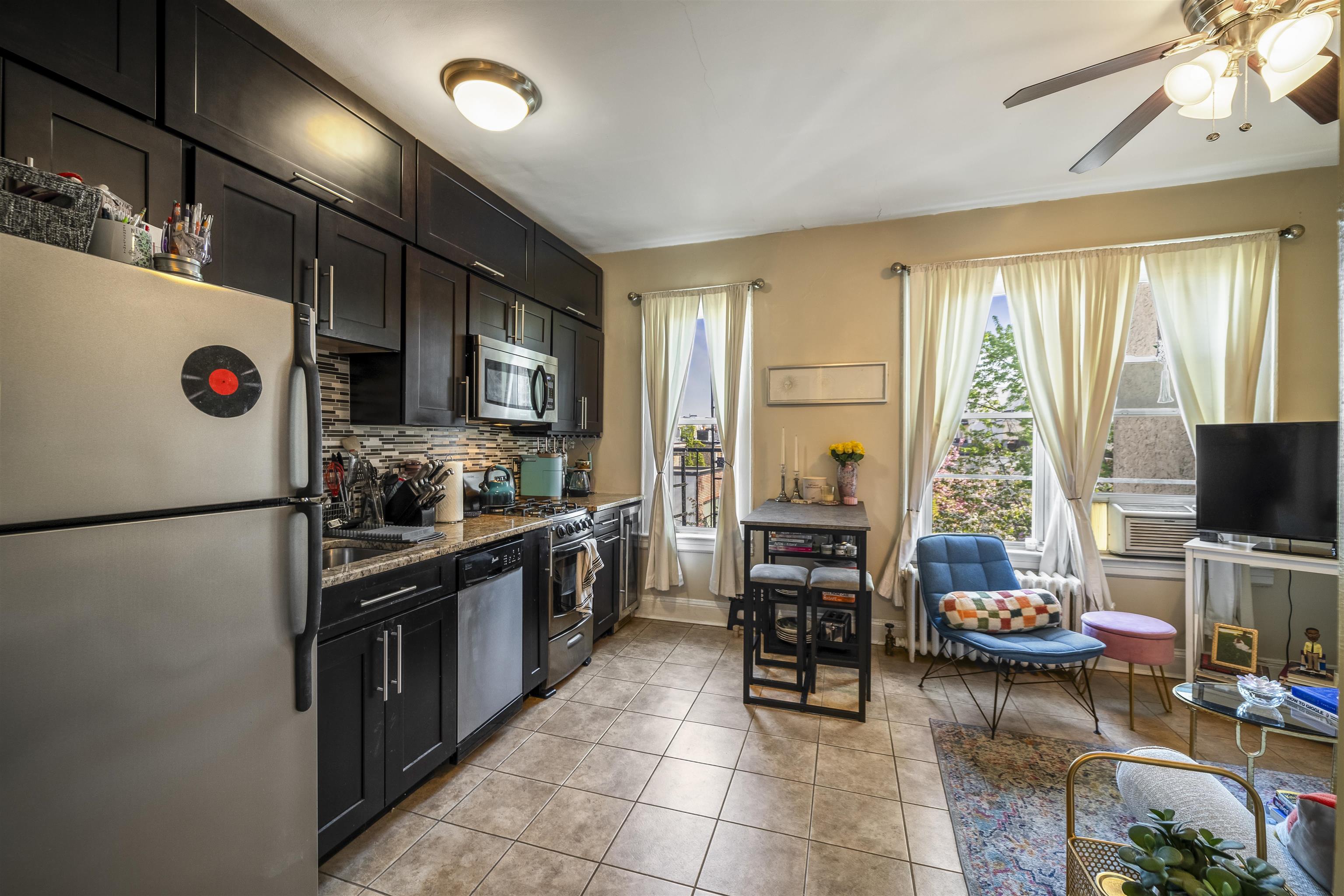 160 2nd St #4, Hoboken, New Jersey image 6