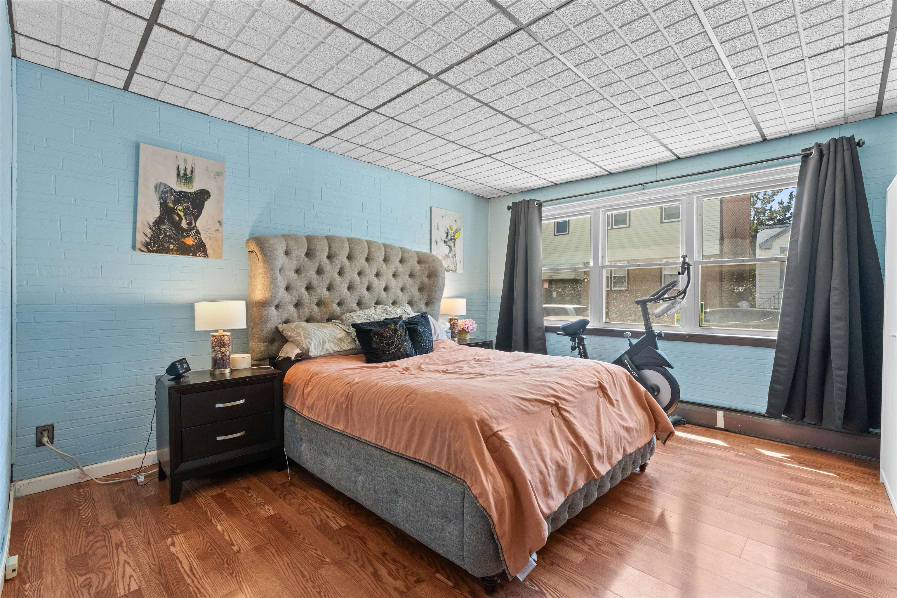 43 EAST 17TH ST
