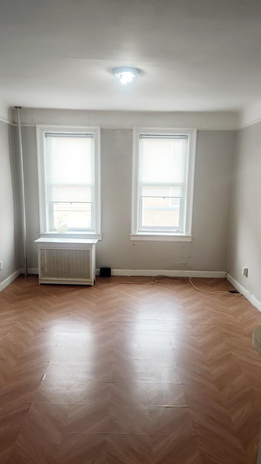 315 56th St #C3, West New York, New Jersey image 3
