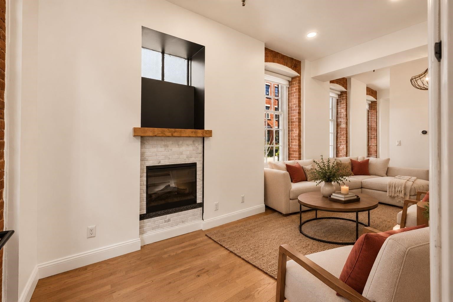 158 WAYNE ST 101A