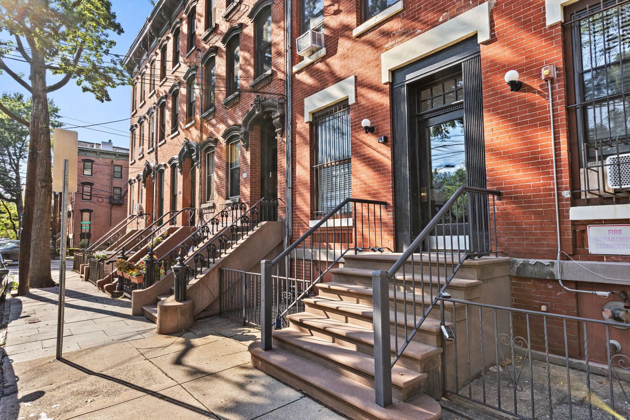 Search Homes 1 254.5 9TH ST 1L