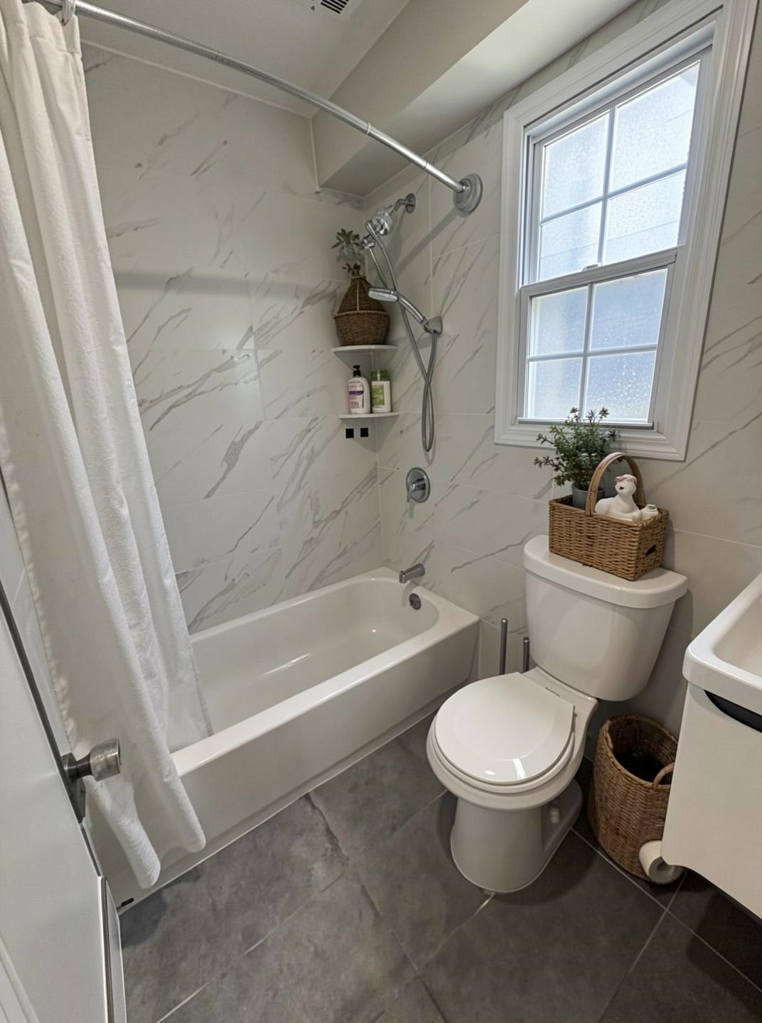 105 STORMS AVE 3