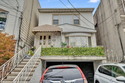 Multifamily For Sale - 3218 Pleasant Ave<br/> Weehawken, NJ 07086