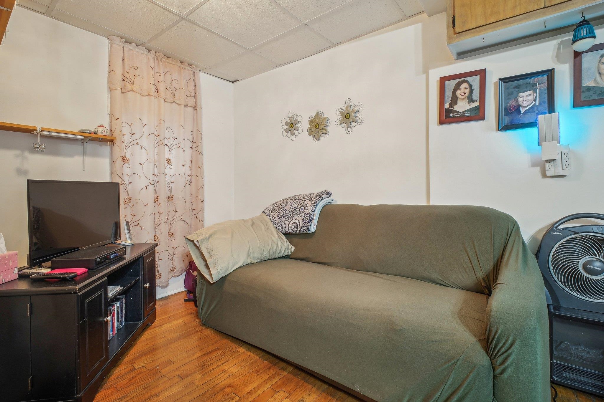 419 2nd St, Jersey City, New Jersey image 7