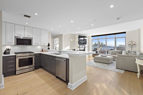 Condo For Sale - 8100 River Rd #816<br/> North Bergen, NJ 07047