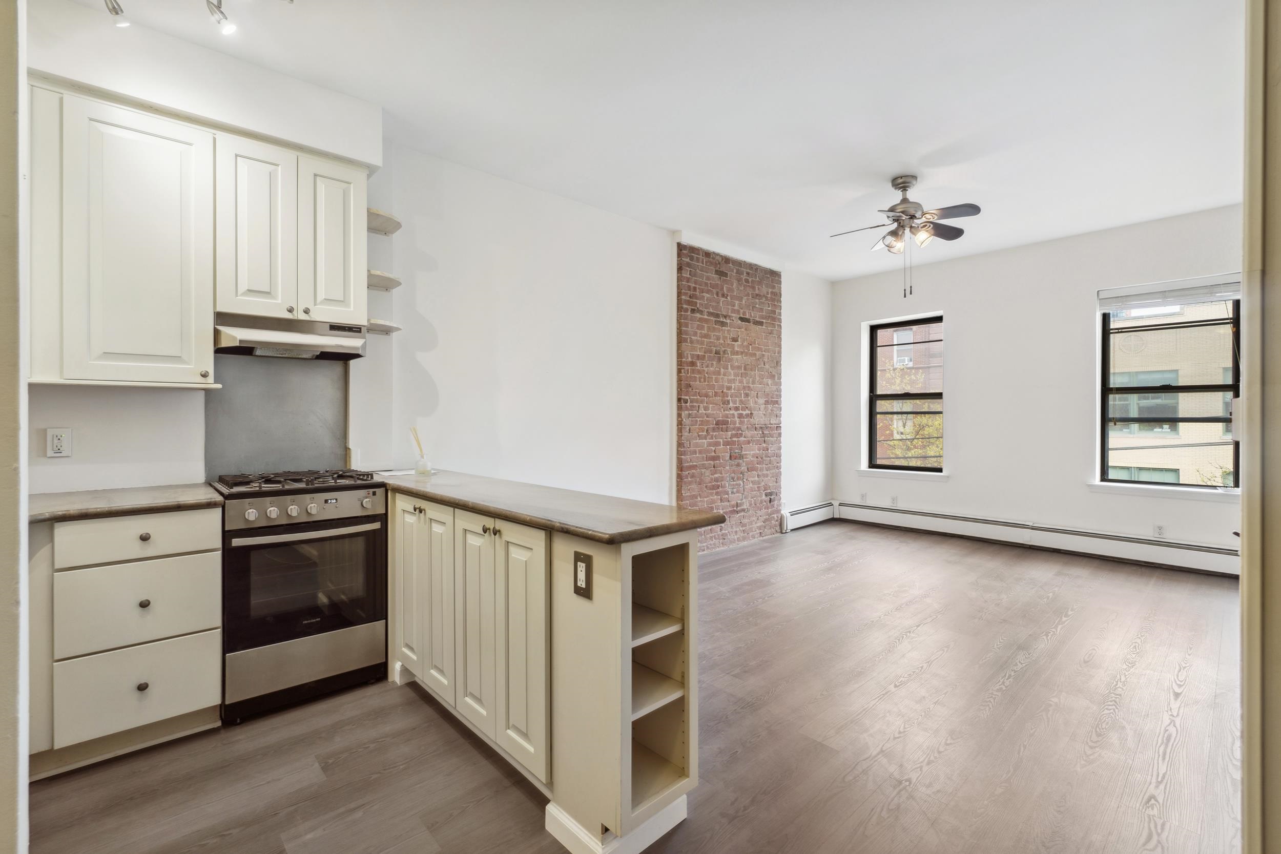 133 Grand St #4B, Jersey City, New Jersey image 3