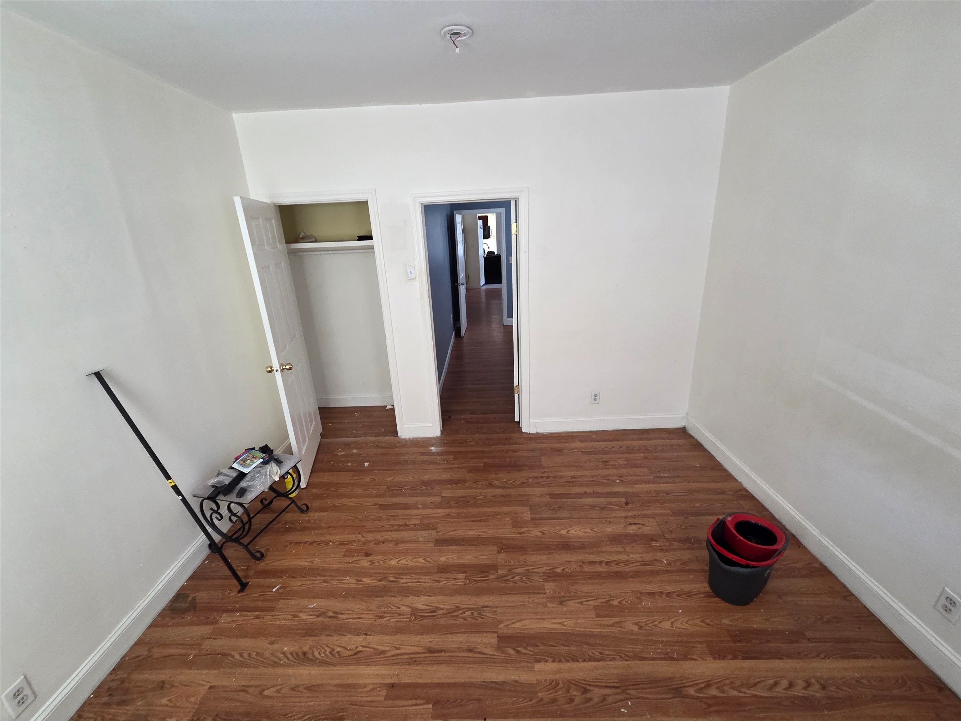 Search Homes 3 87 WALES AVE