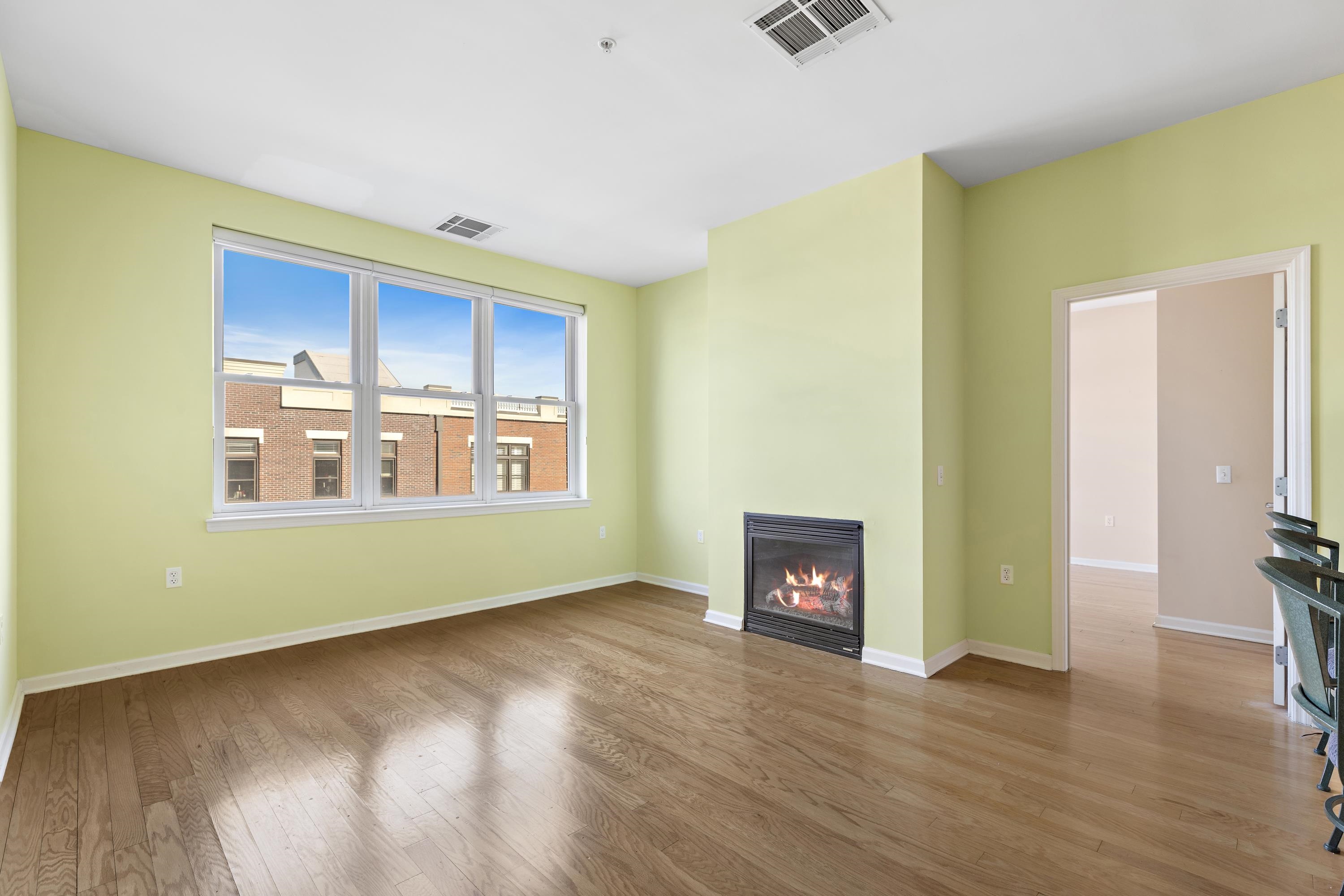 1200 Grand St #616, Hoboken, New Jersey image 2