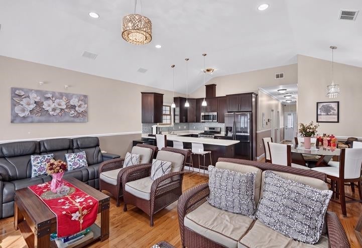 146 LOGAN AVE