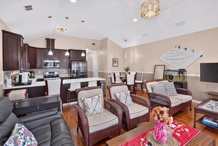 146 LOGAN AVE