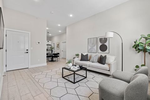 Condo For Sale - 519 54th St #2A<br/> Hudson County, West New York, NJ 07093