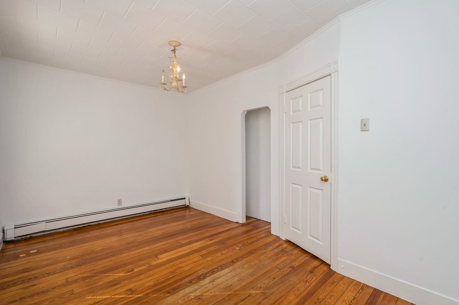 118 West 49th St, Bayonne, New Jersey image 17