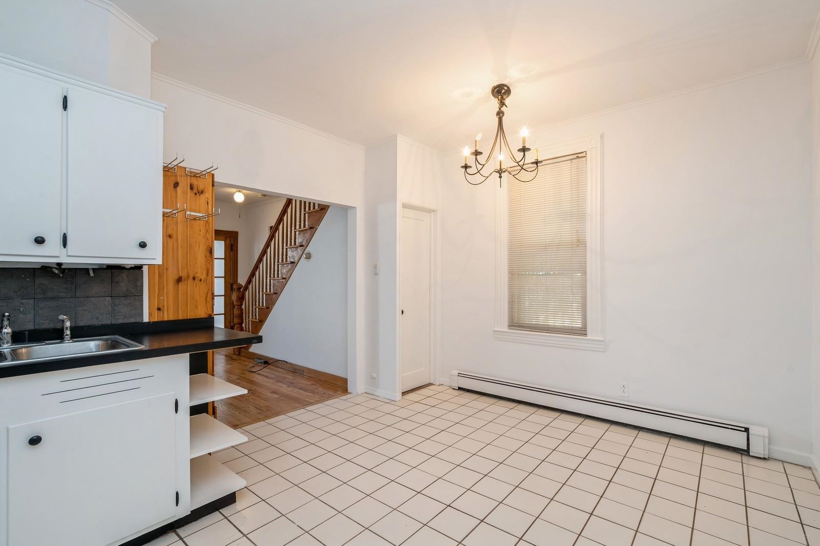 118 West 49th St, Bayonne, New Jersey image 11