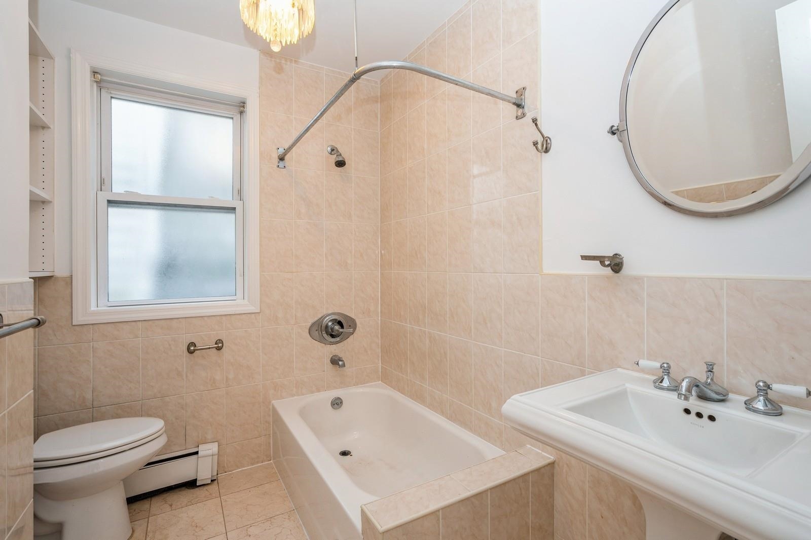 118 West 49th St, Bayonne, New Jersey image 16