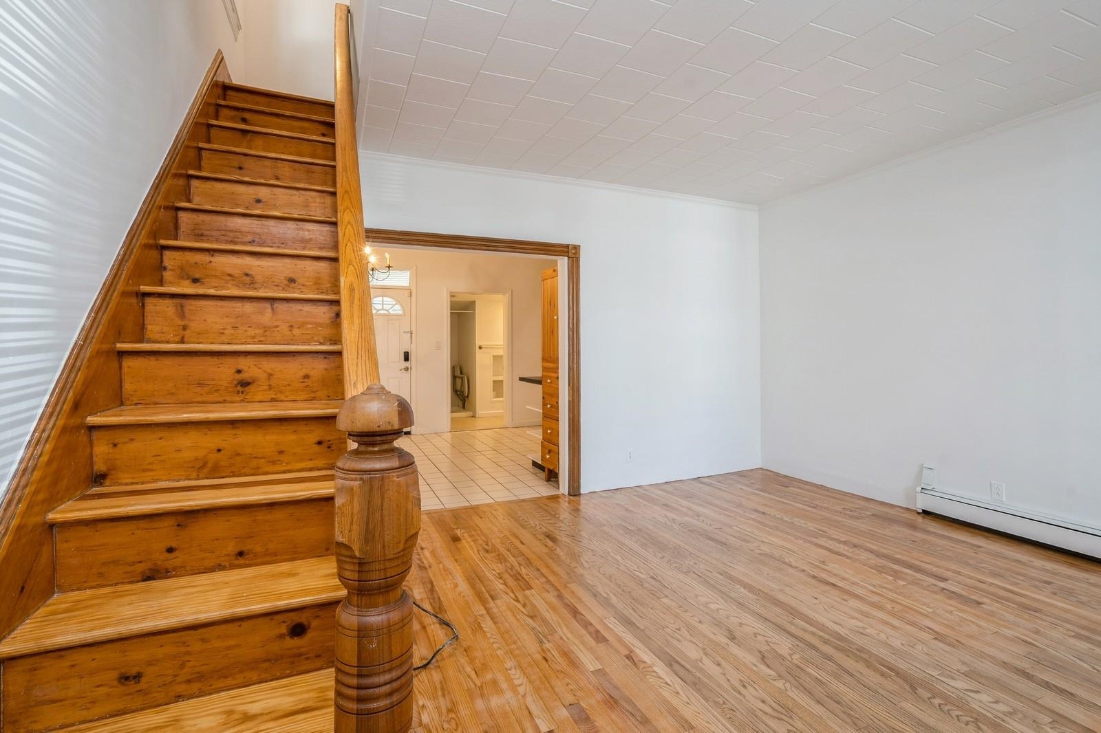 118 West 49th St, Bayonne, New Jersey image 6