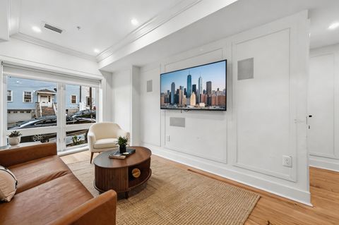 Condo For Sale - 183 Zabriskie St #1<br/> Jersey City, NJ 07307