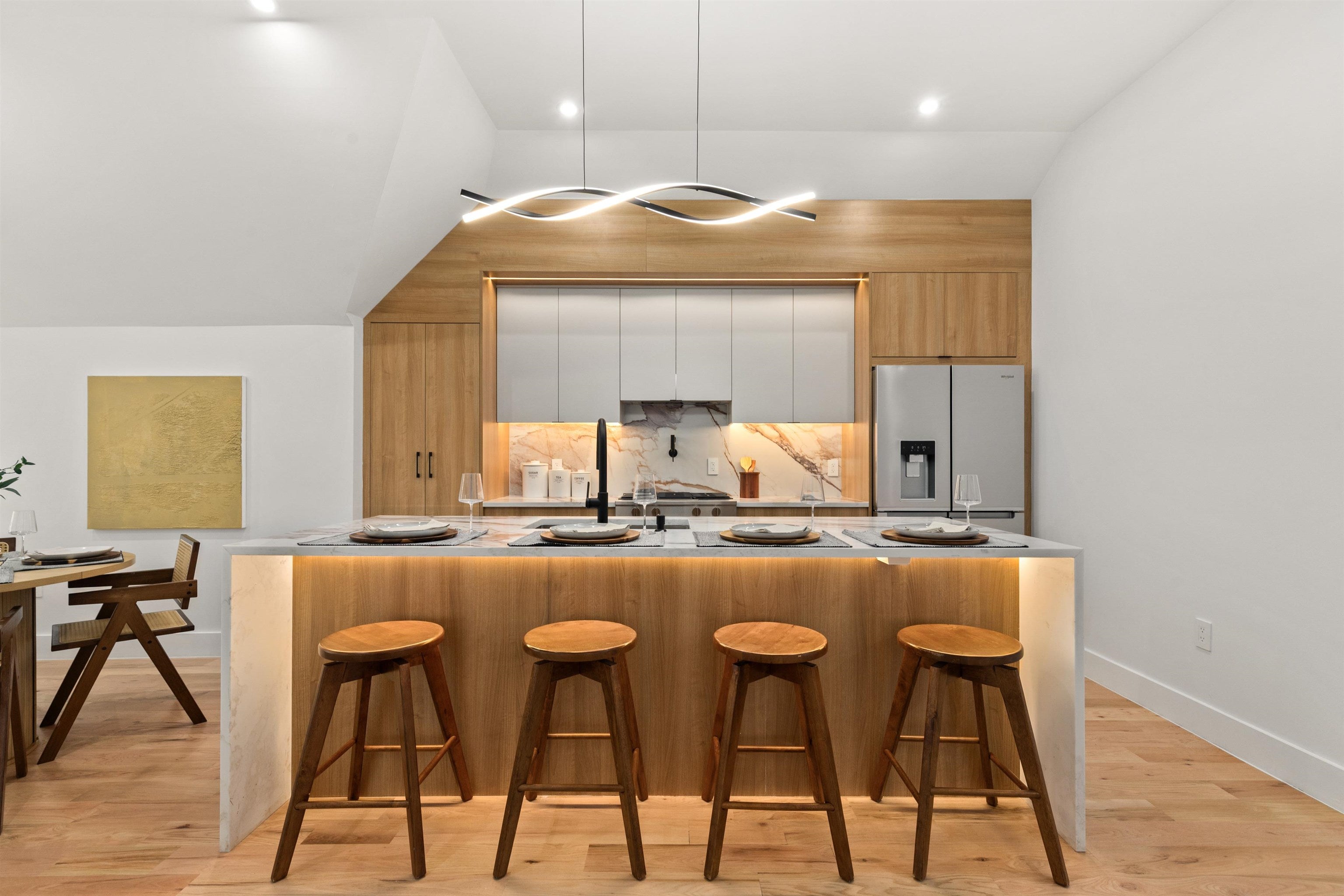 85 SHERMAN PL Residence 02