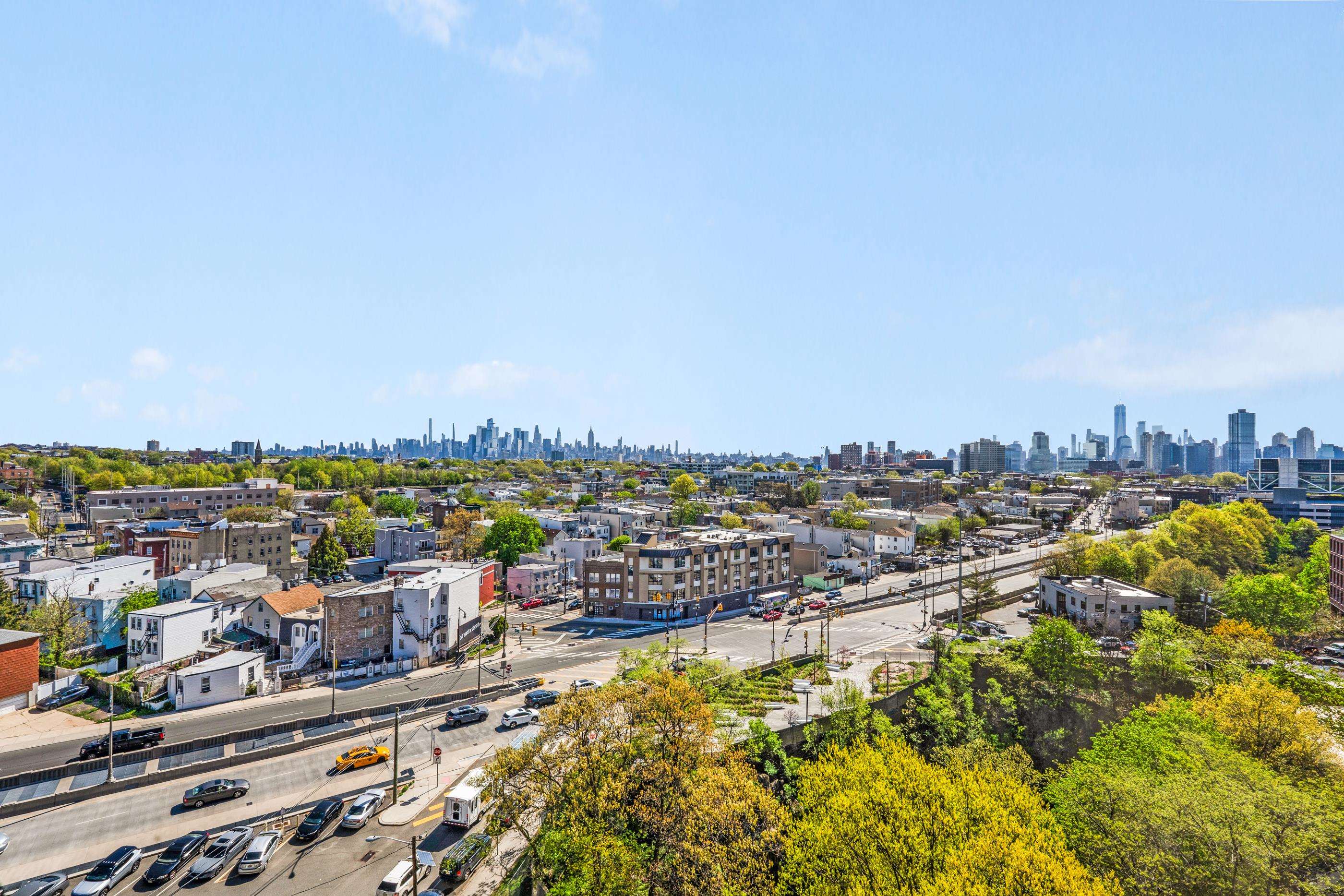 201 ST PAULS AVE 12S