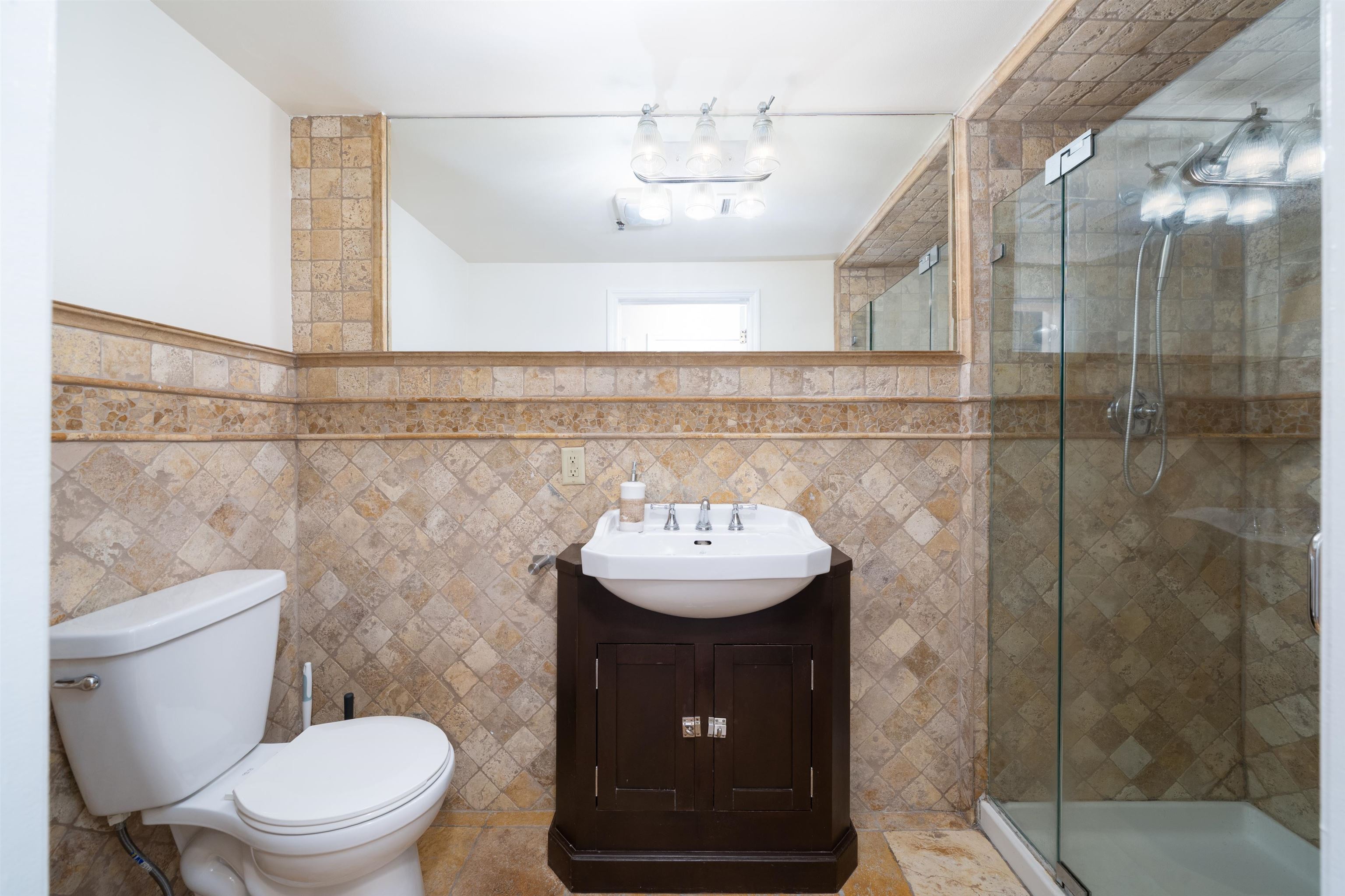 221 Clinton St #3R, Hoboken, New Jersey image 7
