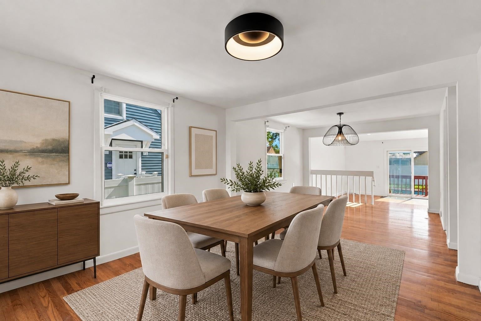 1138 MAYFAIR DR
