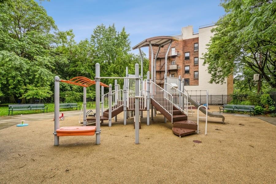 11 Cuneo Pl #1D, Jersey City, New Jersey image 31