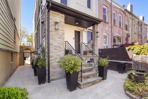 Homes For Rent - 138 Central Ave #A<br/> Hudson County, Jersey City, NJ 07306